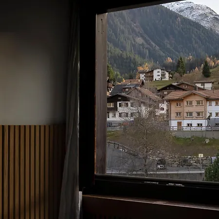 Cosy Alpine Chic Lejlighed Klosters